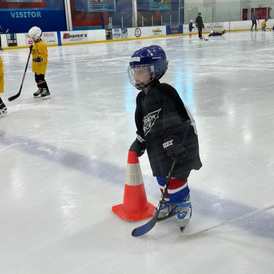 ❄️ Beat the Summer Heat: Cool Off at the Rink & Give Your Child a Skating Head Start